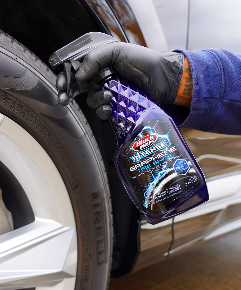 Black Magic Tire Wet Polish & Cleaner, 23 oz.